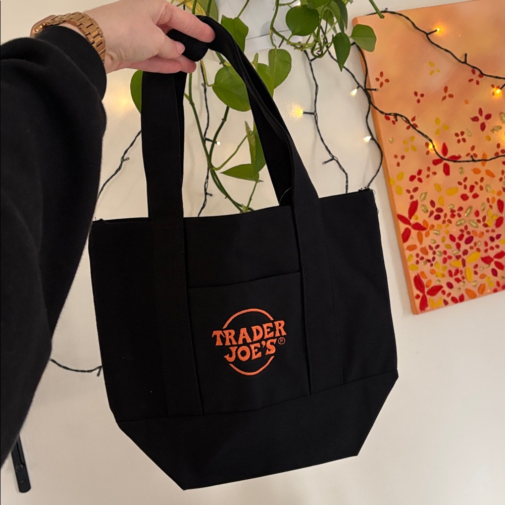 Trader Joe’s mini Tote Bag limited edition